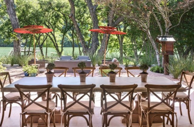 Joe Rogan's Lived House Austin Outside