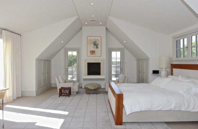 Barack Obama's Martha Vinyard Island House Inside