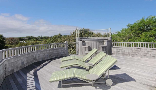 Barack Obama's Martha Vinyard Island House Inside