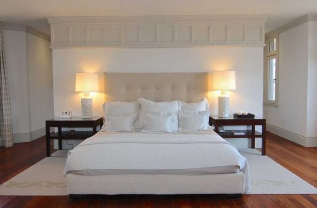 Barack Obama's Martha Vinyard Island House Inside