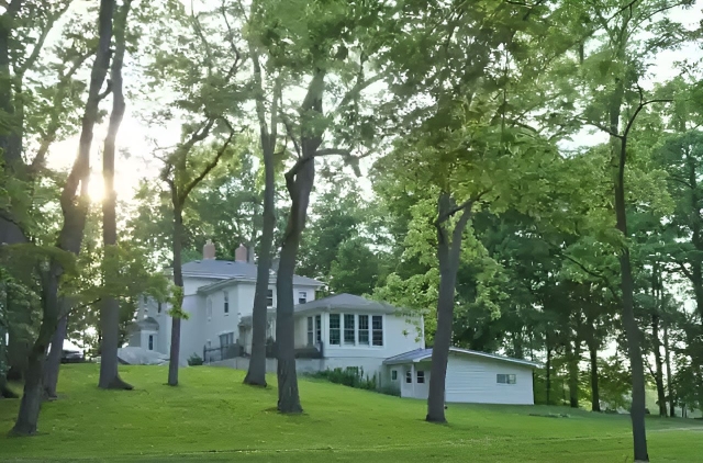 Dave Chappelle's Yellow Springs House Outside