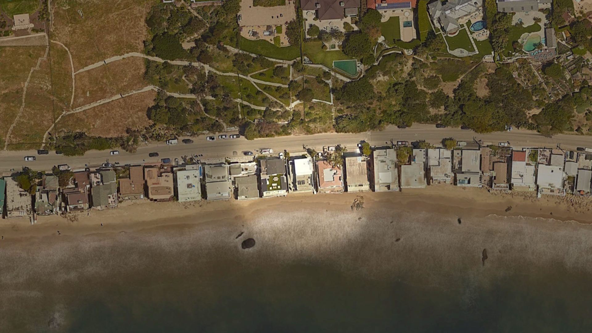 Kanye West's House in Puerco Beach Malibu, California Google Satellite Map Location