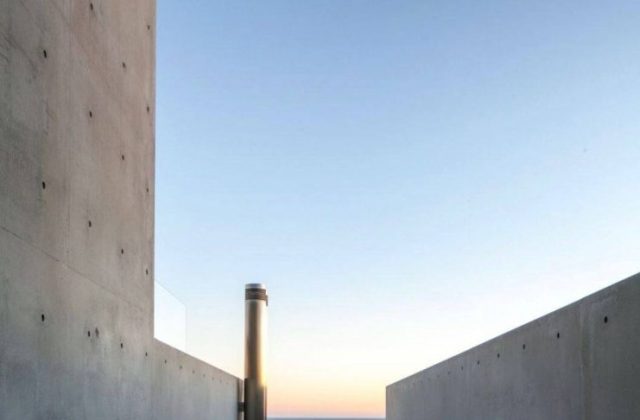 Kanye West's Malibu House Outside