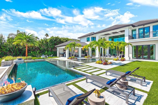 Dustin Johnson's Florida Jupiter House Exterior