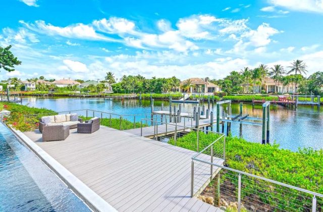 Dustin Johnson's Florida Jupiter House Outside