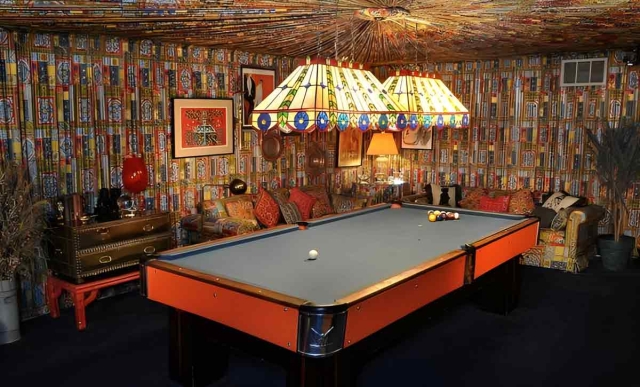 Elvis Presley's Graceland House Inside