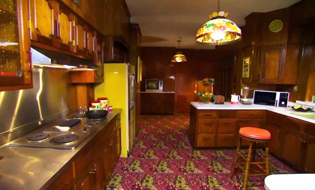 Elvis Presley's Graceland House Inside