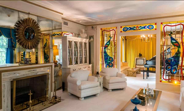 Elvis Presley's Graceland House Inside