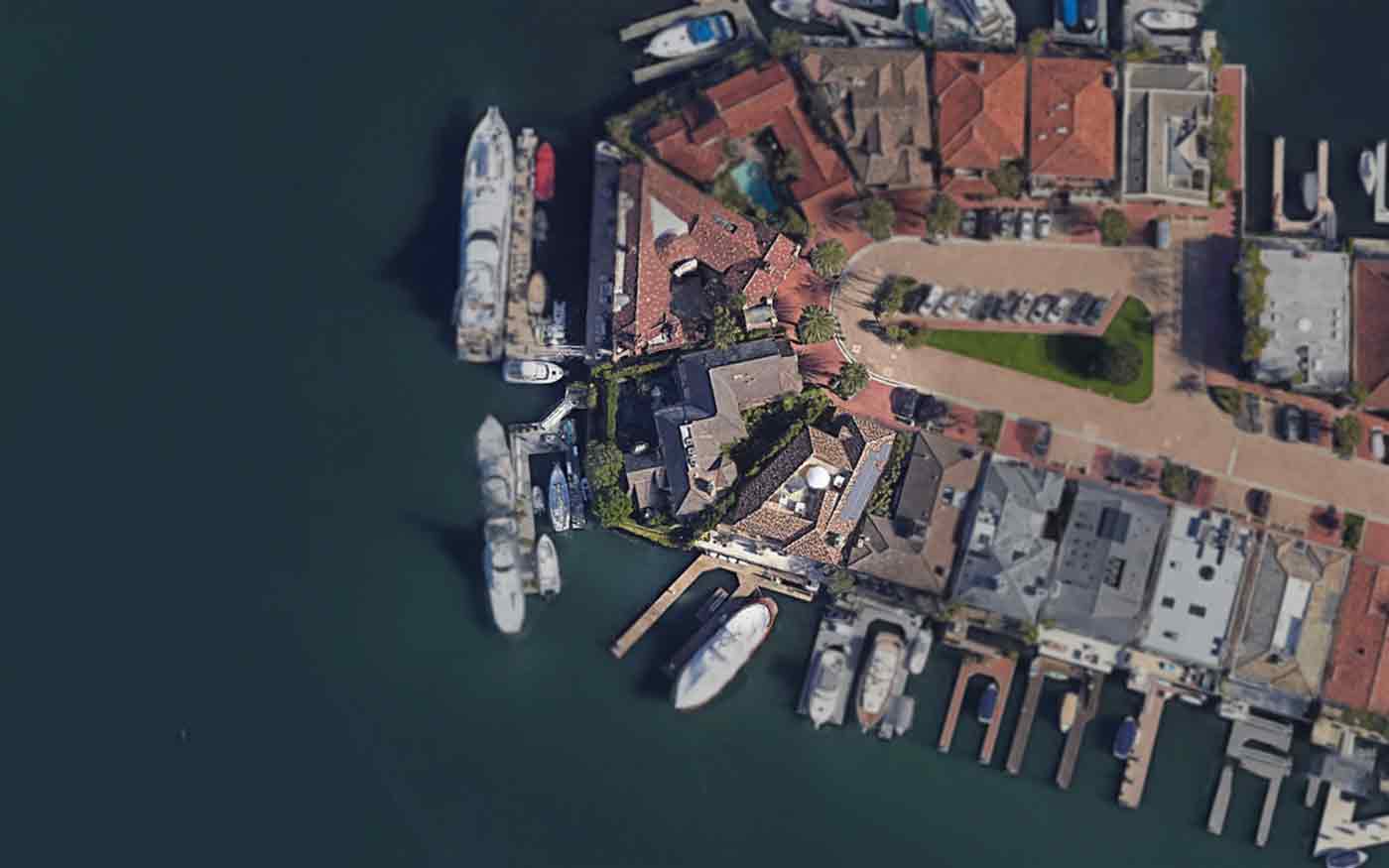 Donald Bren's house in newport beach Google satellite map location