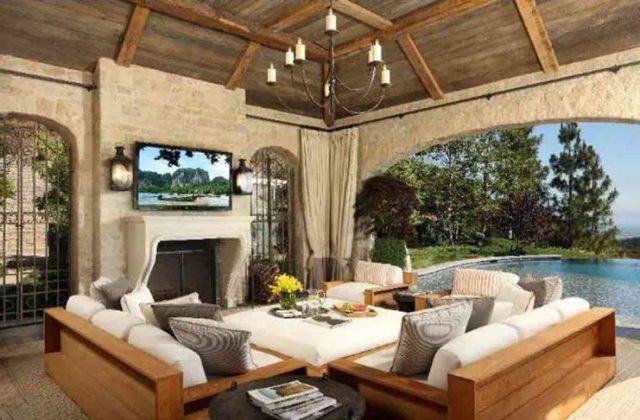 Dr. Dre's House Inside/Interior in Brentwood, Los Angeles, California
