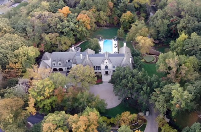 Travis Kelce's House Leawood Kansas 11541-Cherokee-Ct