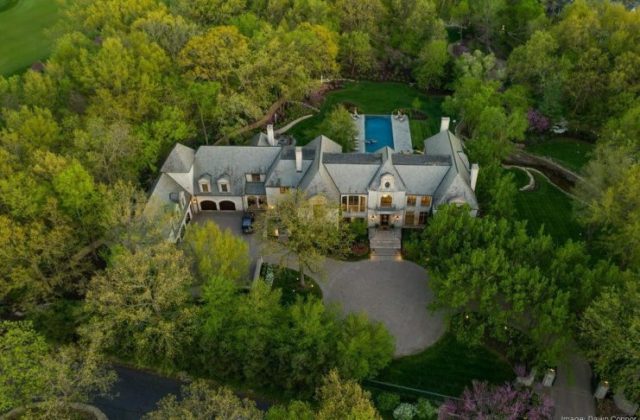 Travis Kelce's House Leawood Kansas 11541-Cherokee-Ct