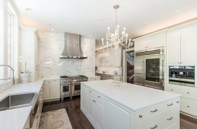 Travis Kelce's House Leawood Kansas 11541-Cherokee-Ct