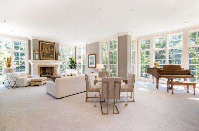 Travis Kelce's House Leawood Kansas 11541-Cherokee-Ct