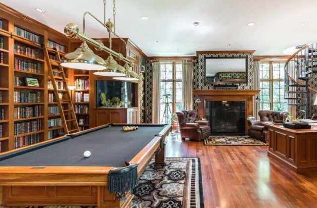 Travis Kelce's House Leawood Kansas 11541-Cherokee-Ct