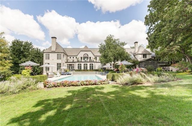 Travis Kelce's House Leawood Kansas 11541-Cherokee-Ct