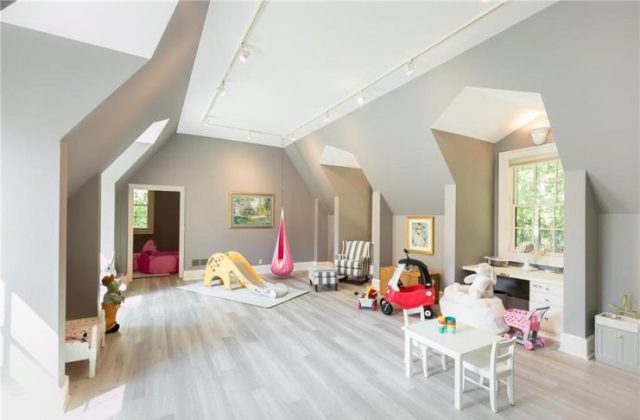 Travis Kelce's House Leawood Kansas 11541-Cherokee-Ct