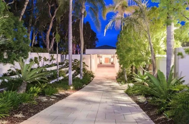 Simon Cowell House Inside