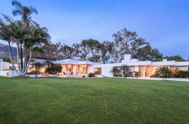 Simon Cowell House Exterior