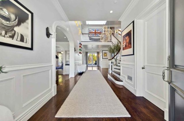 2230 Weybridge Ln Bel Air LA - Gordon Ramsay House Inside