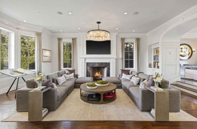 2230 Weybridge Ln Bel Air LA - Gordon Ramsay House Inside