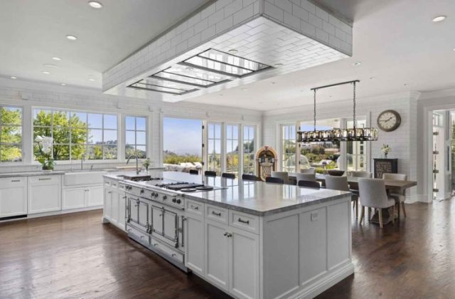 2230 Weybridge Ln Bel Air LA - Gordon Ramsay House Kitchen Inside