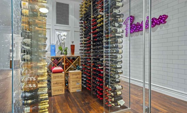 2230 Weybridge Ln Bel Air LA - Gordon Ramsay House Inside