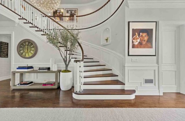 2230 Weybridge Ln Bel Air LA - Gordon Ramsay House Inside