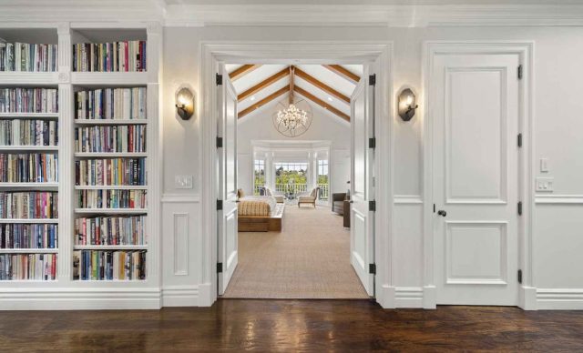 2230 Weybridge Ln Bel Air LA - Gordon Ramsay House Inside