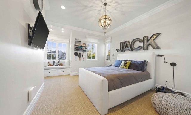 2230 Weybridge Ln Bel Air LA - Gordon Ramsay House Inside